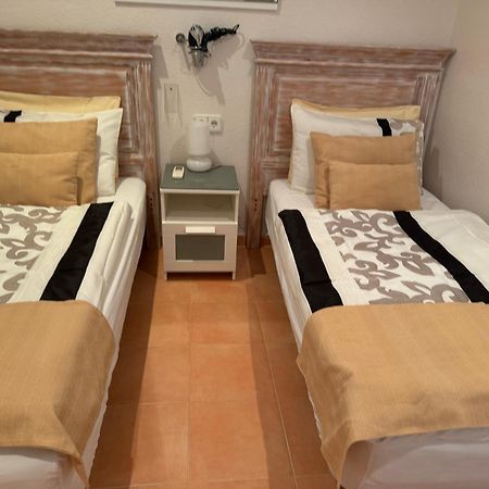 Casa Lanjaron Panzió San Miguel De Salinas Kültér fotó